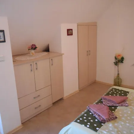 Studio Stefanov Apartamento